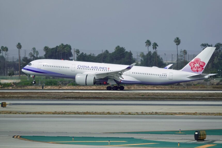 Planes Los Angeles LAX Zach Griff 2