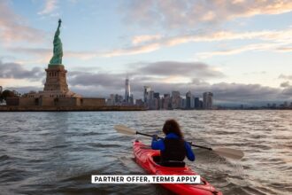 SOCIAL IMAGE PARTNER OFFER TERMS APPLY Kayaking near Statue of Liberty edb3 16 10