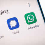 Signal vs Whatsapp app icons
