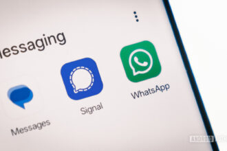 Signal vs Whatsapp app icons