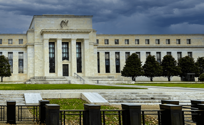 Strong or Volcker The Fed and global Financial Stability