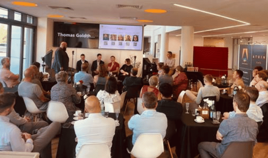 Venture.Community