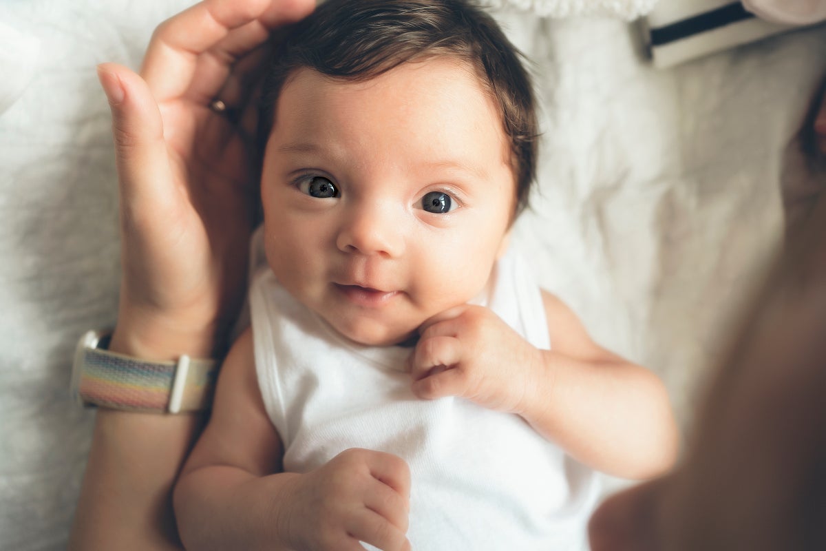 baby looking up