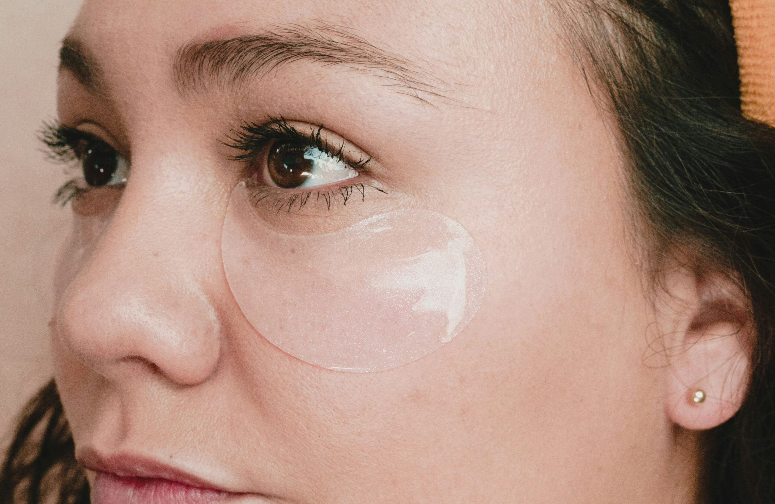 under eye ingredients scaled