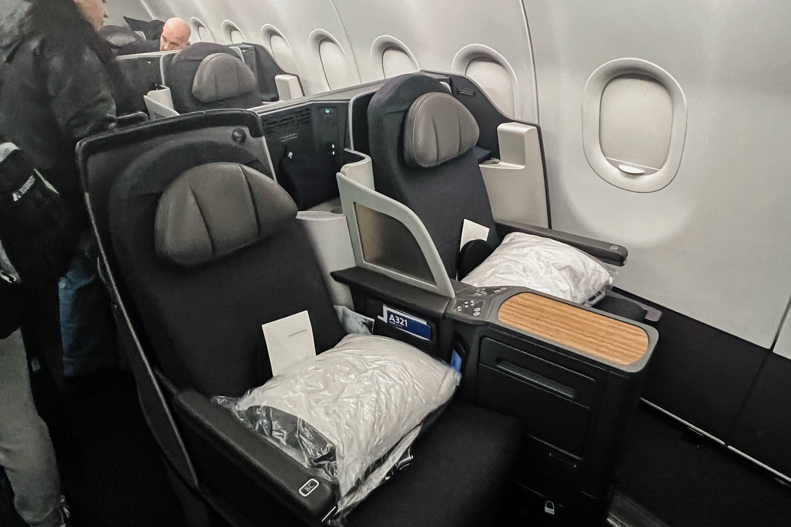 20231222 AA business class on the A321T CHenderson 11