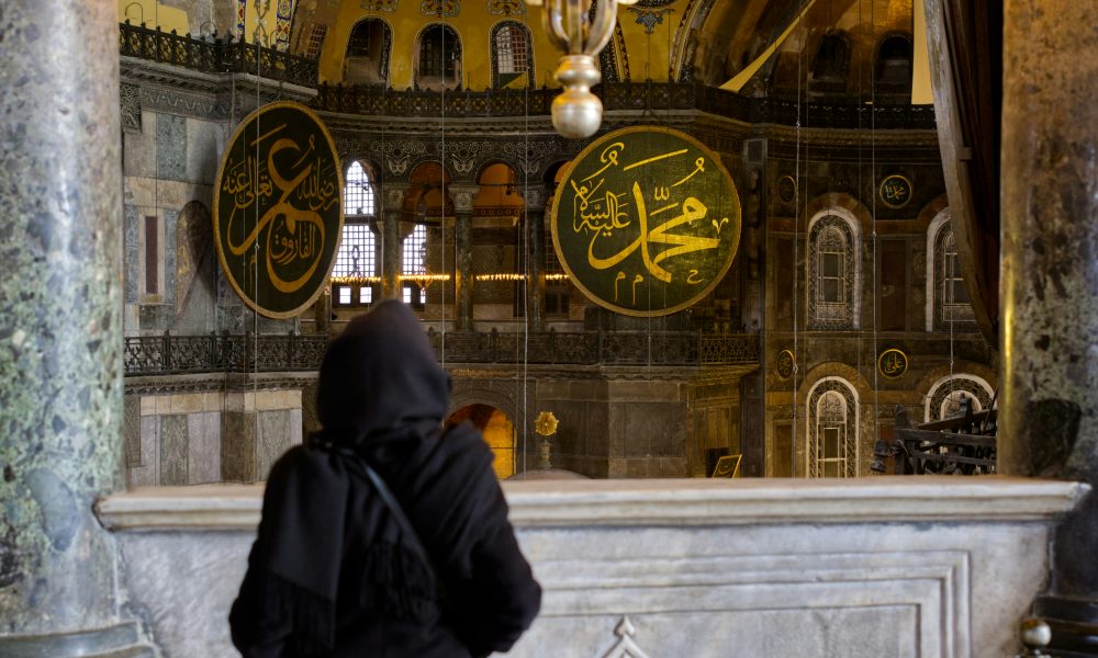 ilker ozmen 9VaJhS3SxGs unsplash