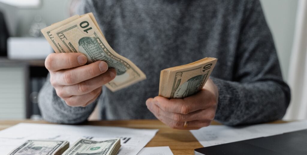 money moves canva