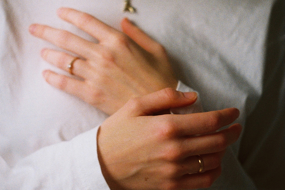 hands veronika trushkevich 5PB0kvHTxOI unsplash 1 copy