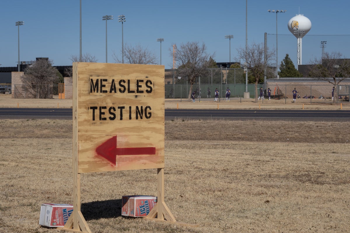 GettyImages 2201696919 measles sign