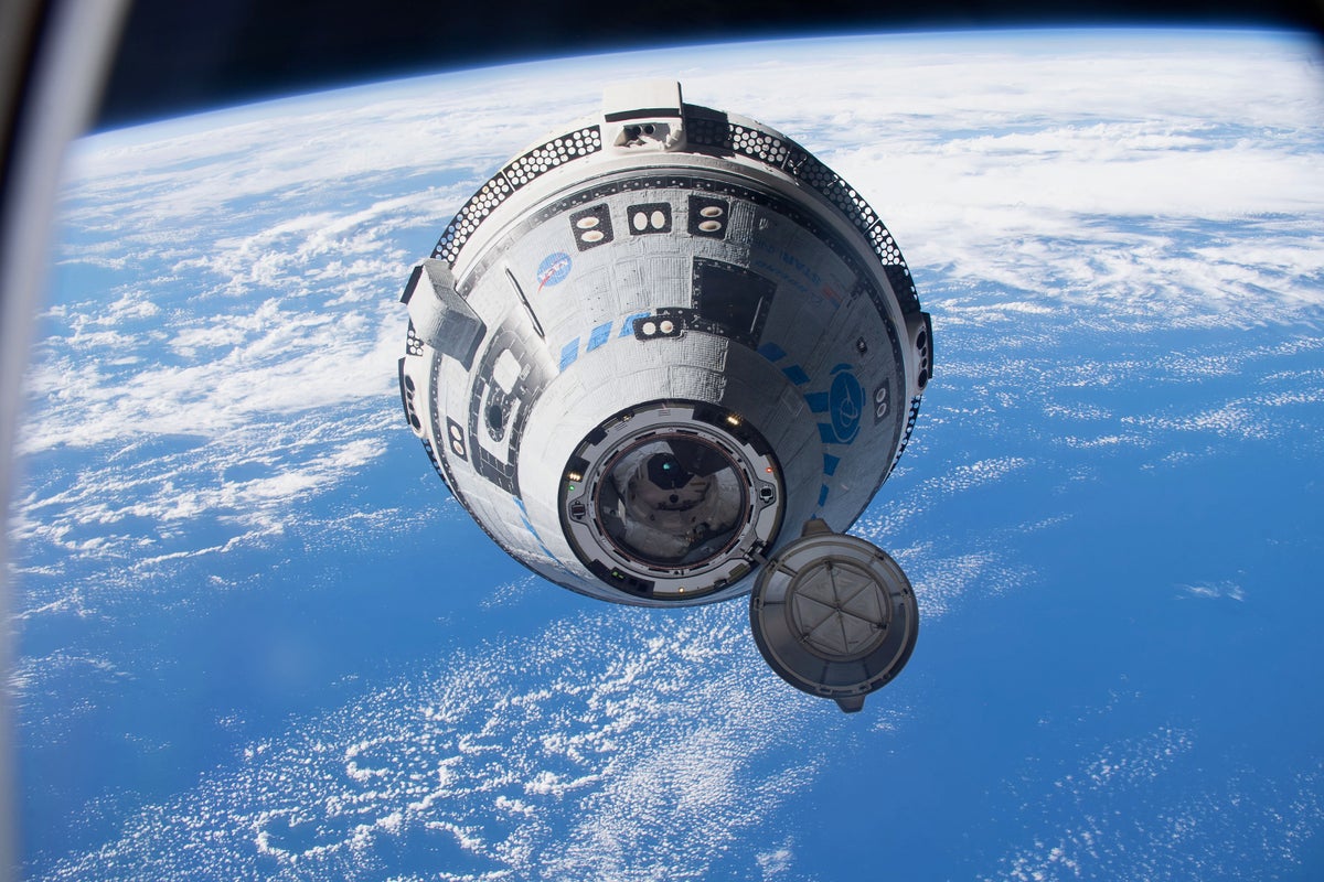 SA Boeing Starliner Approaching ISS