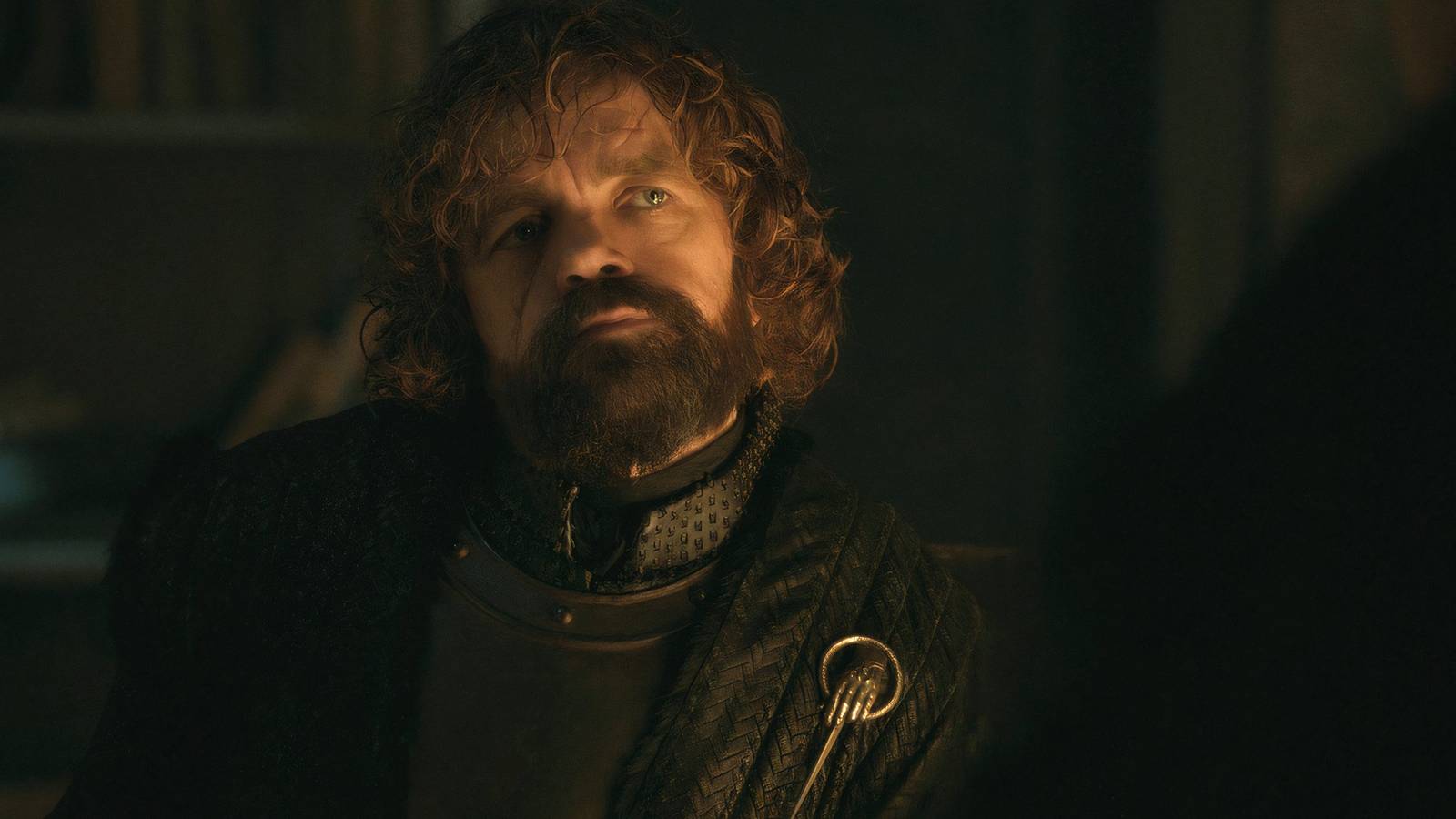 tyrion lannister peter dinklage listening to bran in game of thrones season 8 episode 2