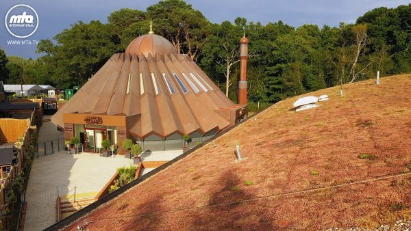 v2.00 02 27 02.Still004 e1596192594568