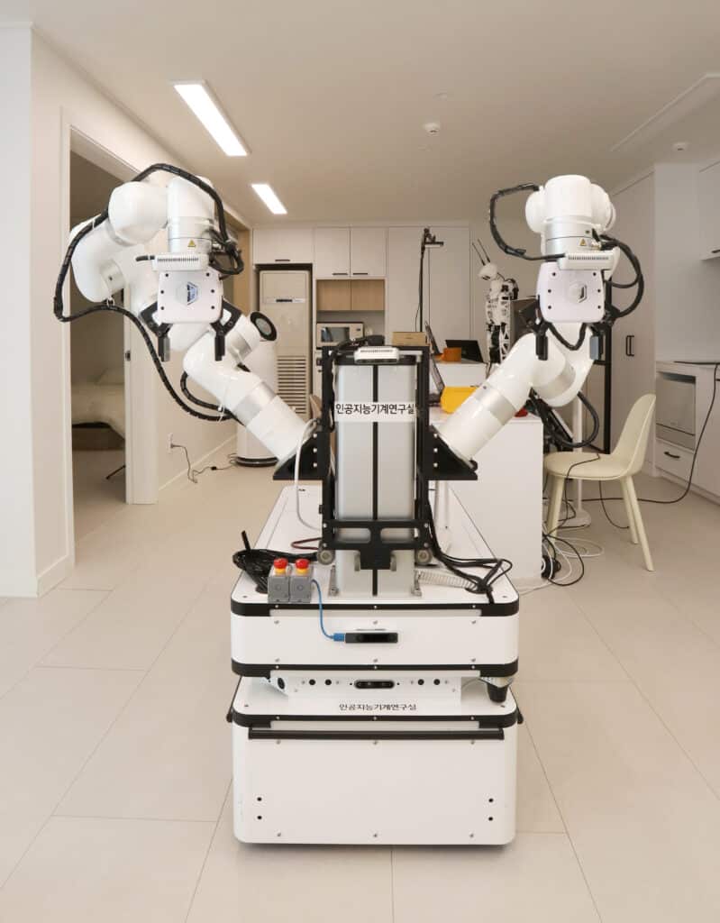 3. A general purpose task robot developed by KIMM