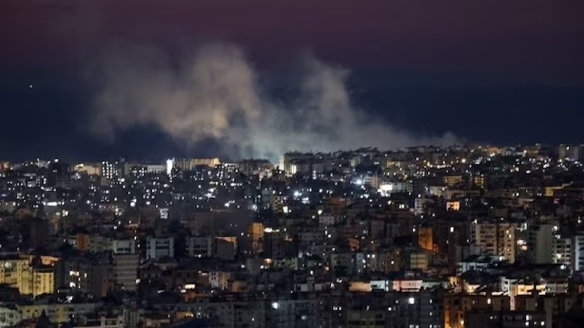 69ab535295393 iran attack 062100972