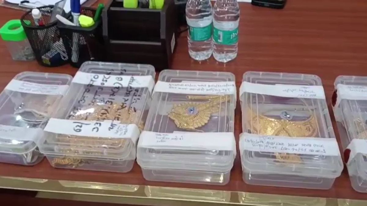 69ba15c43d43d prayagraj instagram friendship theft 70 lakh jewellery three arrested 180222687