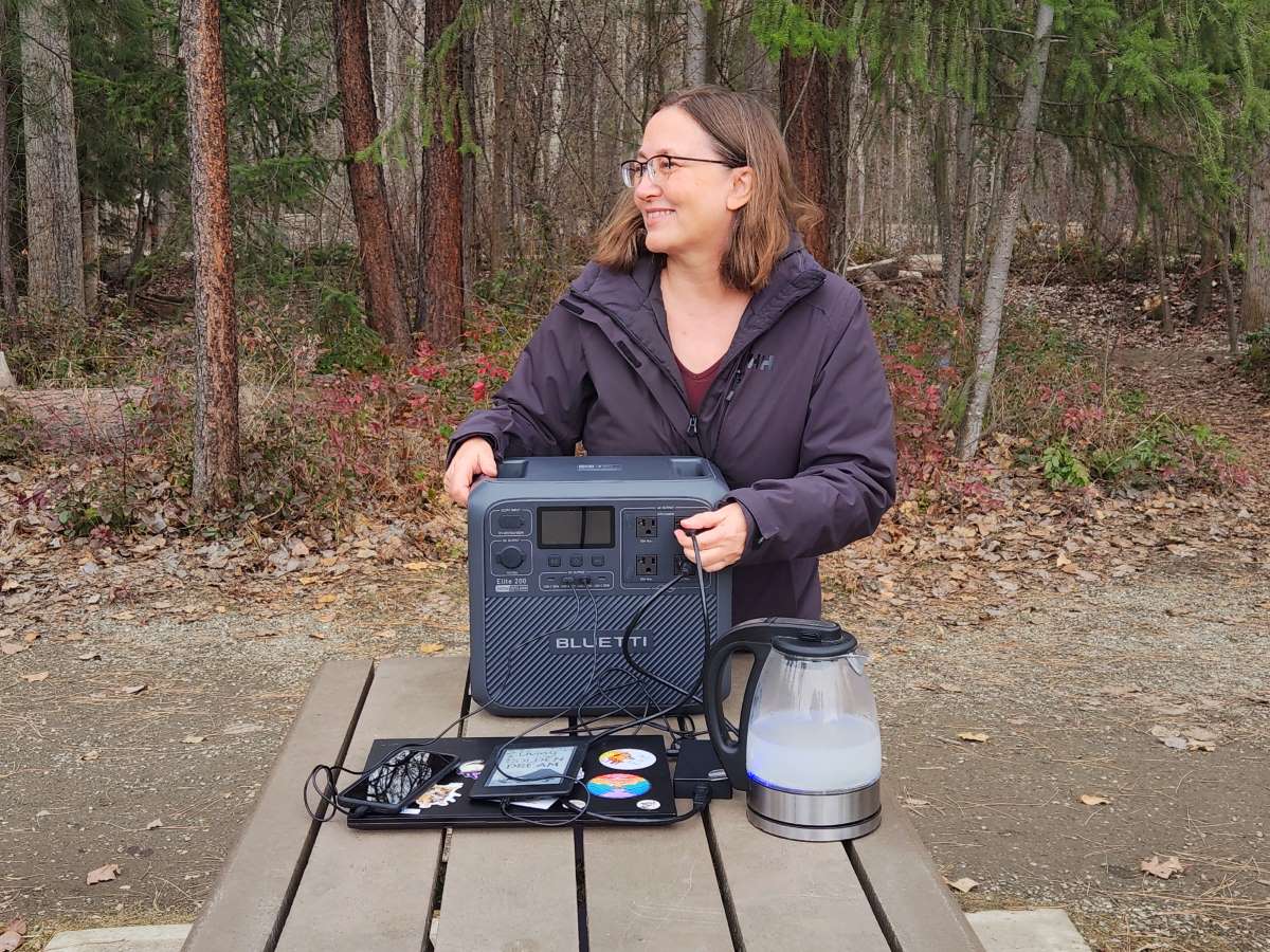 BLUETTI Elite 200 V2 20260227 124812 Custom 1