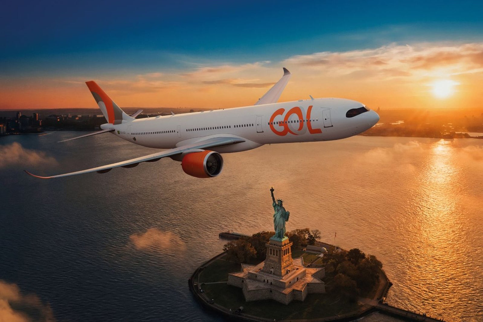GOL Airplane NYC GOL