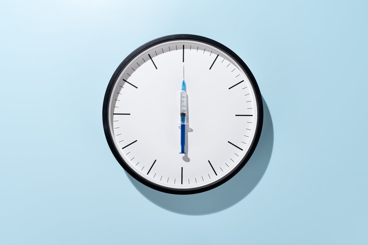 GettyImages 1290501249 clocksyringe