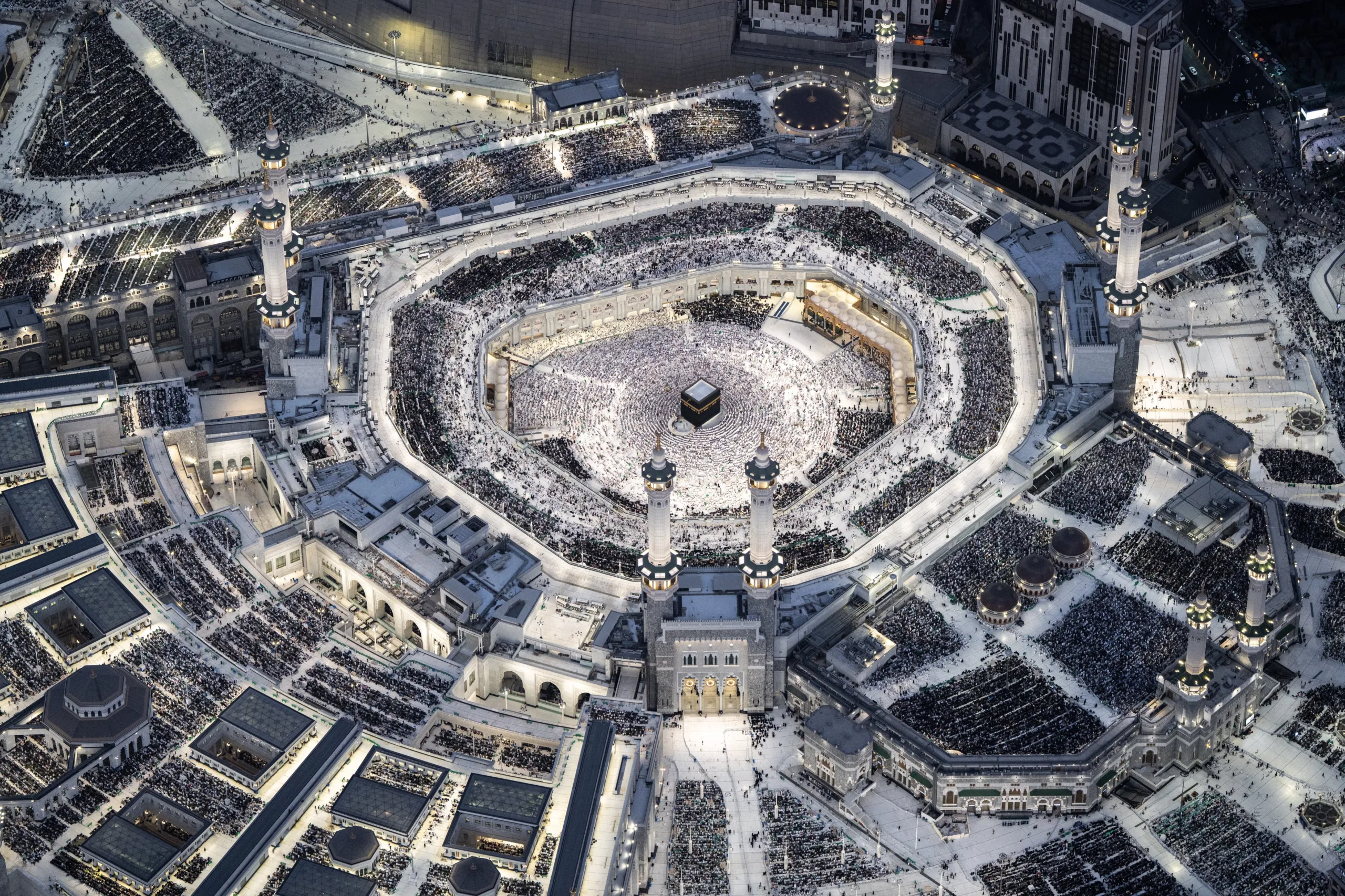 Ramadan 2026 Masjid al Haram Reaches Full Capacity on 27th Night scaled.webp