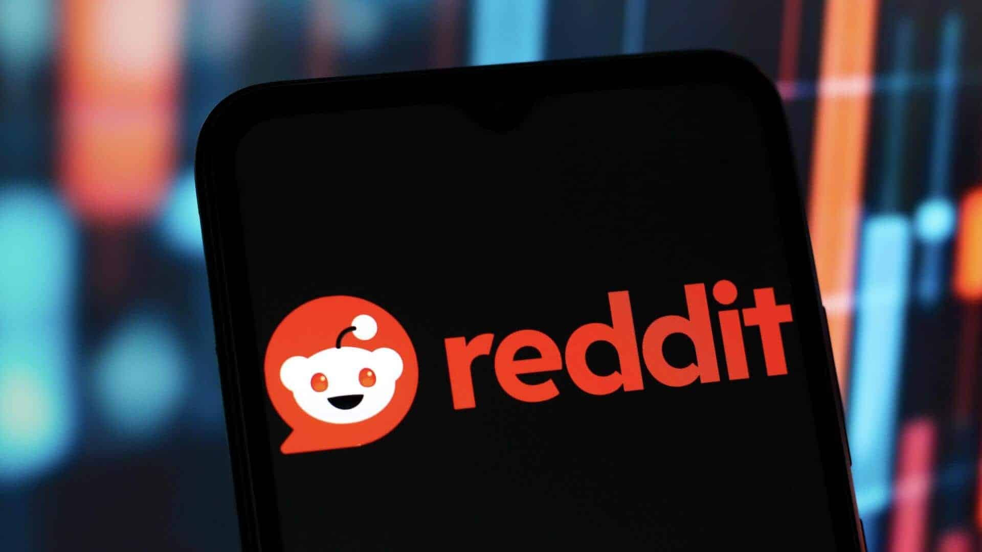 Reddit CEO wants to put bots on a leash and introduce new verification for suspicious accounts 1