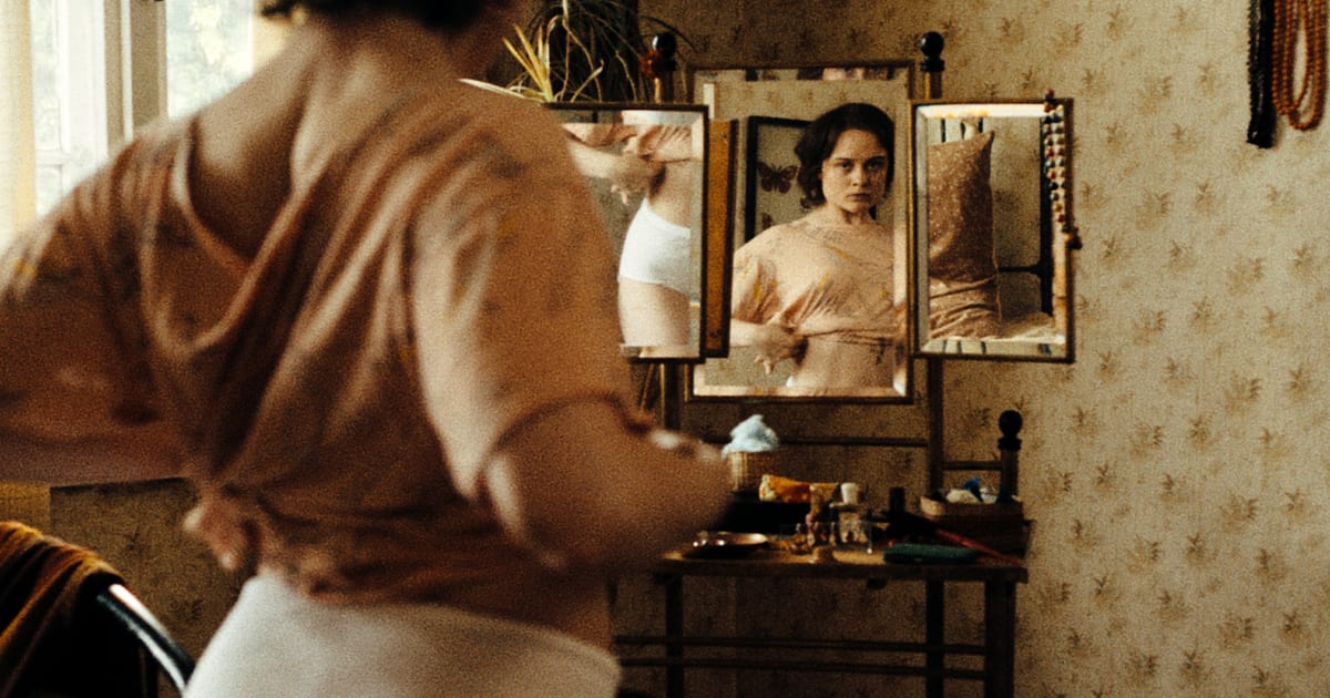 Sound of Falling Mascha Schilinski 2025