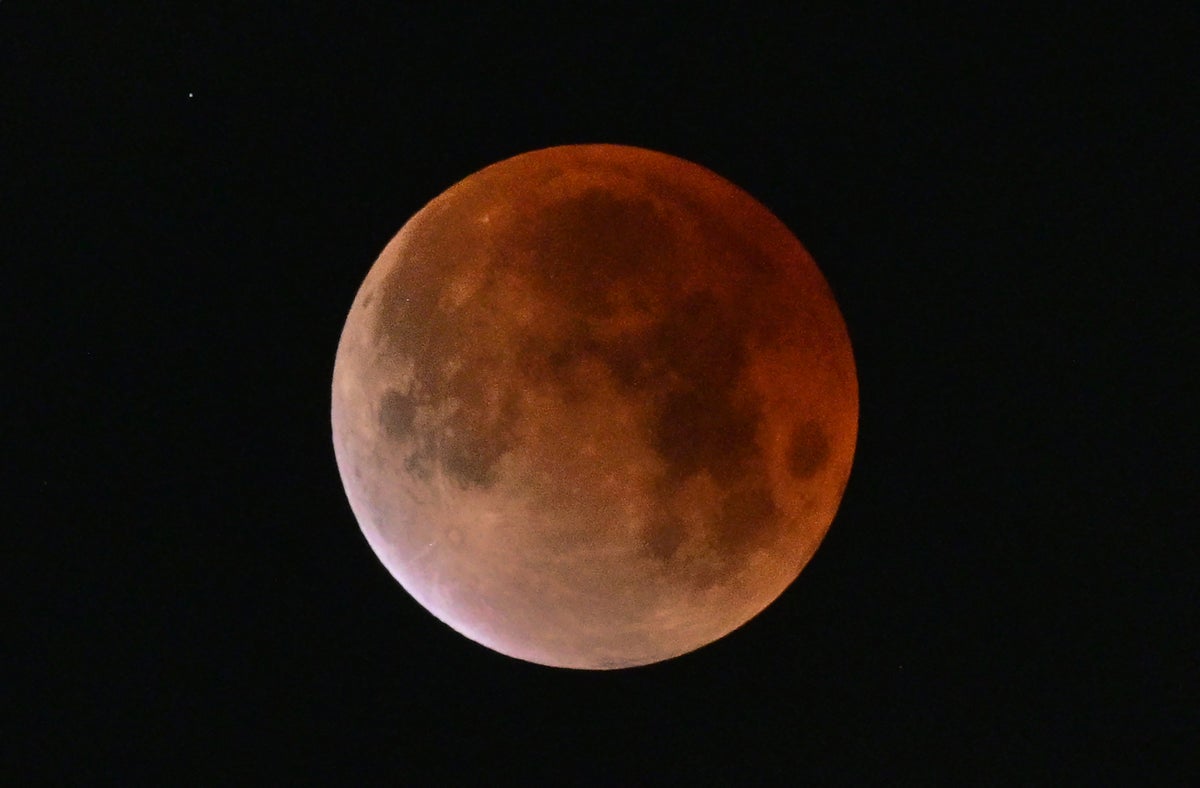 blood moon 1