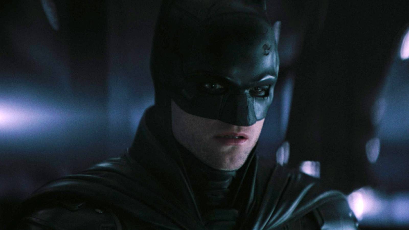 robert pattinson s batman thinking in the batman