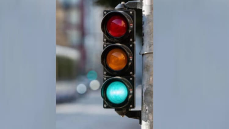 traffic diversion 1a06cf1637fce0aab3dbb56fe70d1241