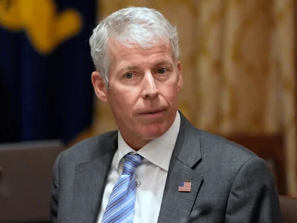 امریکی وزیر نے ایران کے ساتھ جنگ چند ہفتوں میں ختم ہونے کا امکان ظاہر کردیا