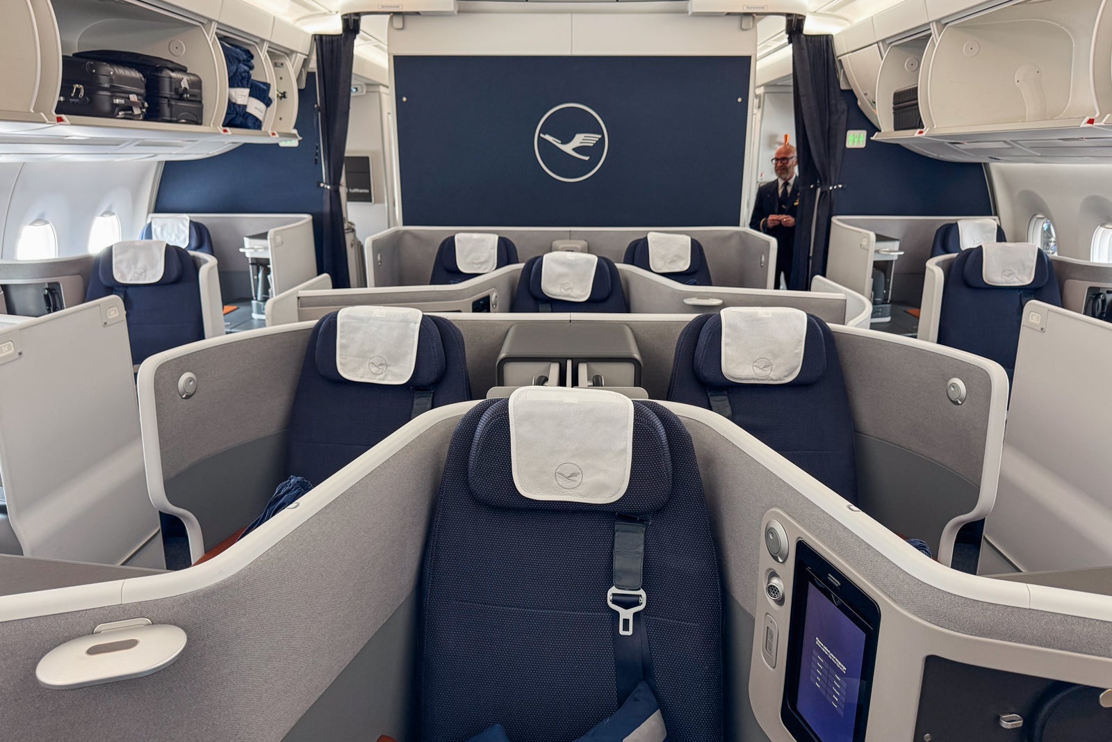 20250516 Lufthansa Allegris Business Class Lufthansa A350 Allegris business class cabin center ERose