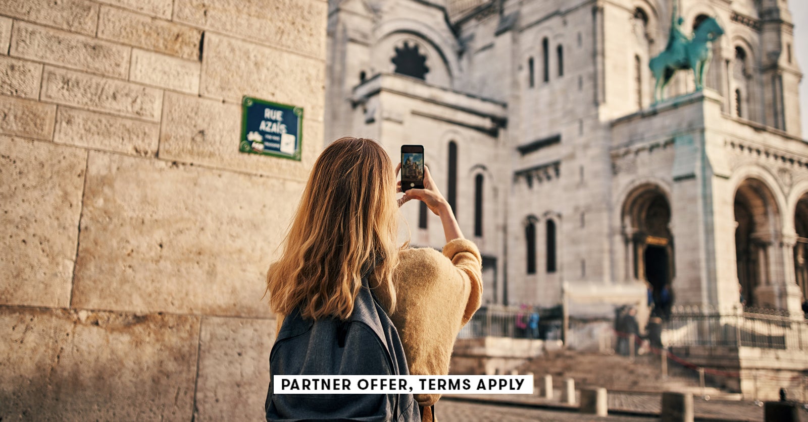 20250715 SOCIAL DISCLAIMER PARTER OFFER TERMS APPLY TOURIST TAKING PHOTO WITH SMART PHONE IN PARIS p