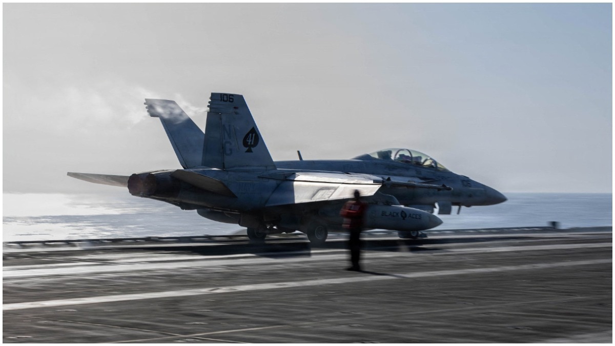 69d04a50bebb3 an fa 18f super hornet 031627386