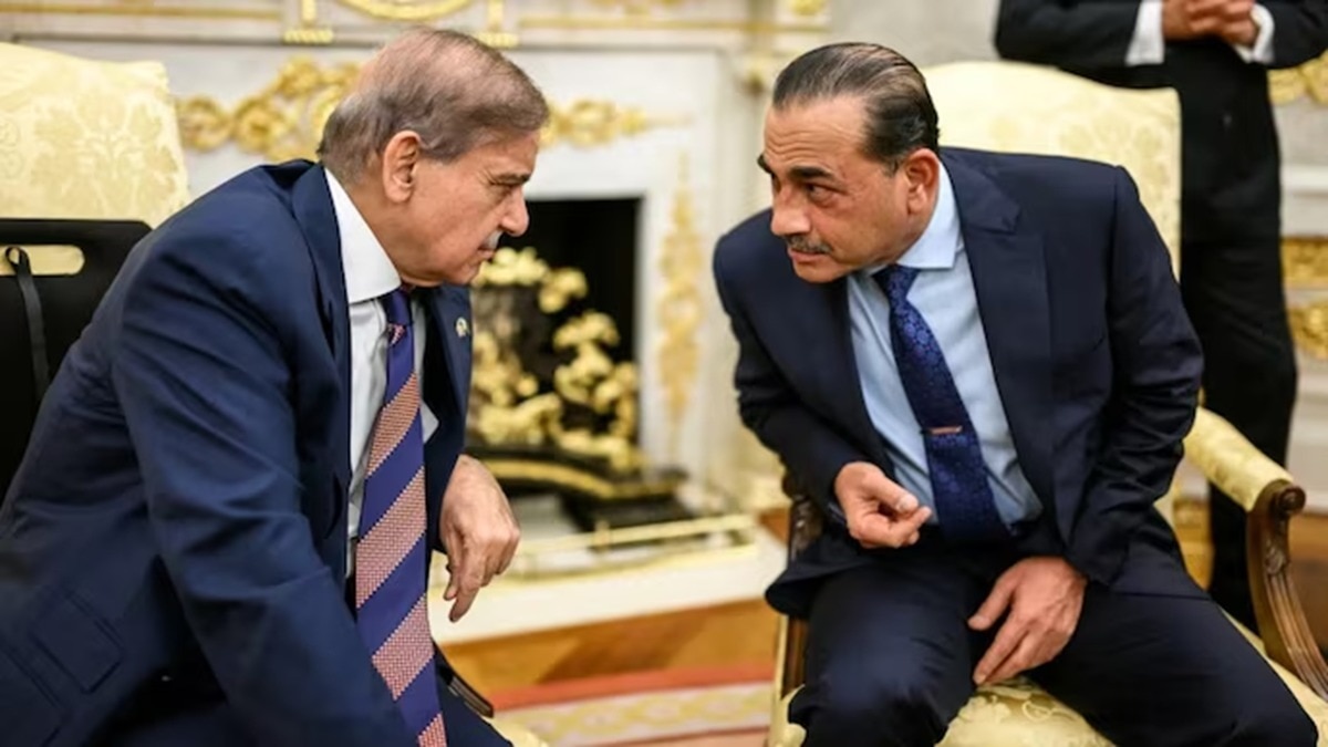 69d1a1764e74d shehbaz sharif and asim munir 044032991