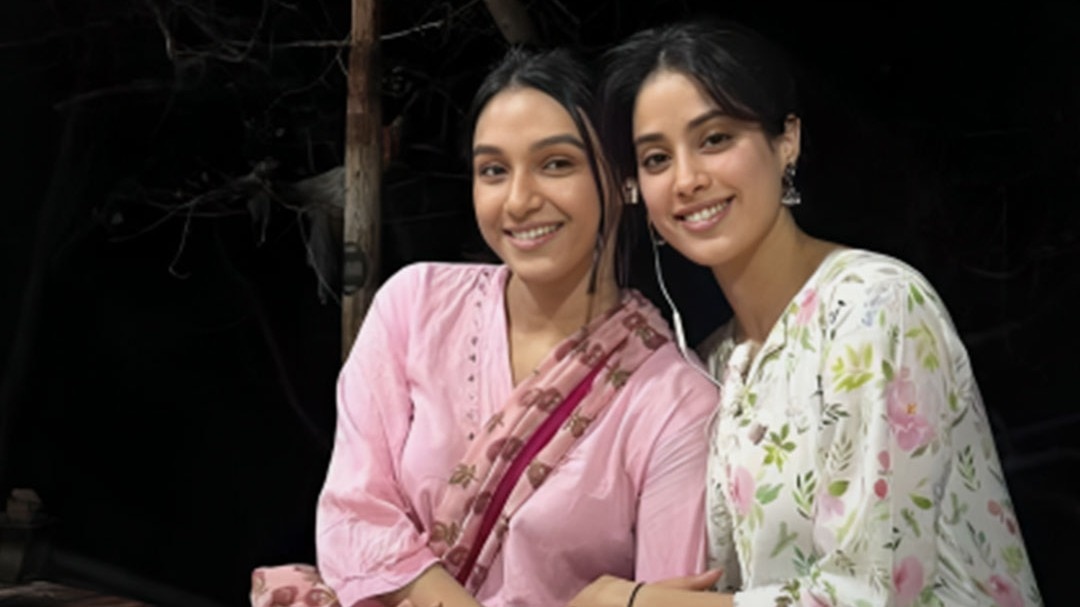 69d35c4432505 janhvi kapoor tirumala venkateswara temple visit 060950509