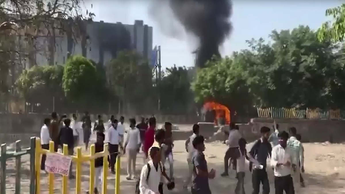 69dcabffe3aef noida employee protest 134025246