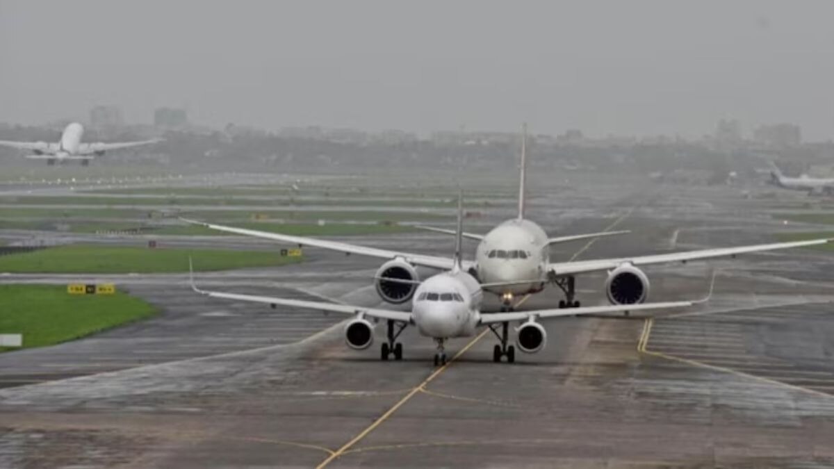 69e2aaeb95d3f pune airport 174925722