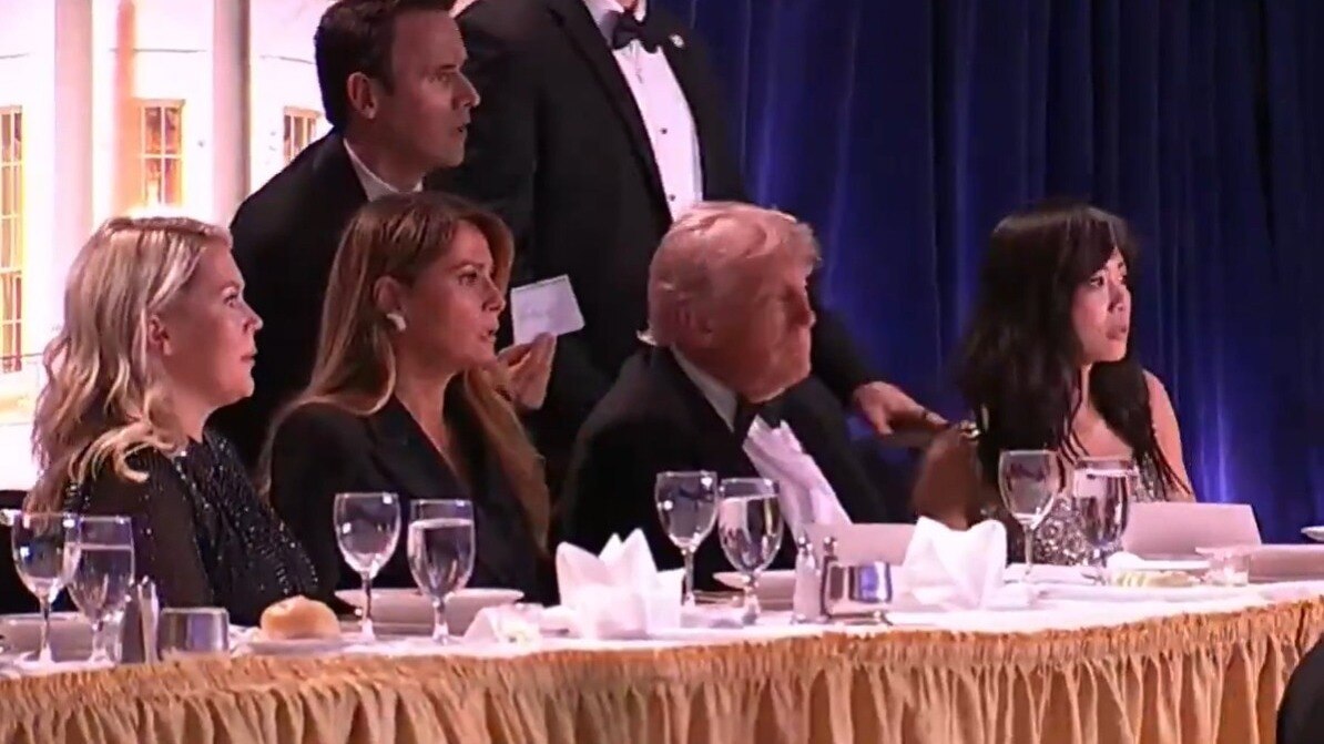 69ed735071435 trump dinner 260706920