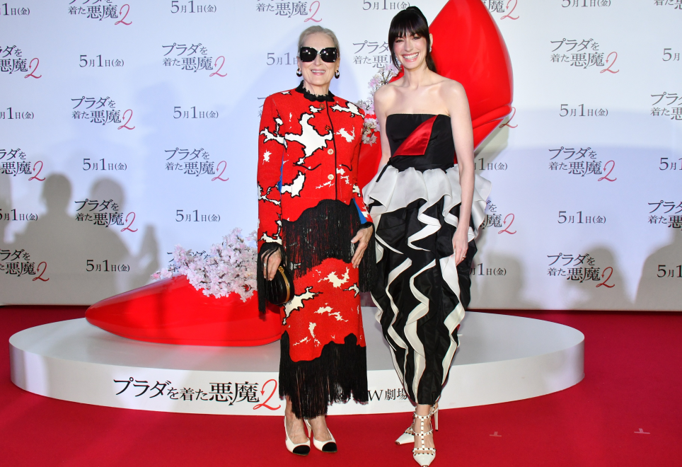 99 The Devil Wears Prada 2 Tokyo Fan Event Anne Hathaway in Black and Ivory Valentino Couture Silk G
