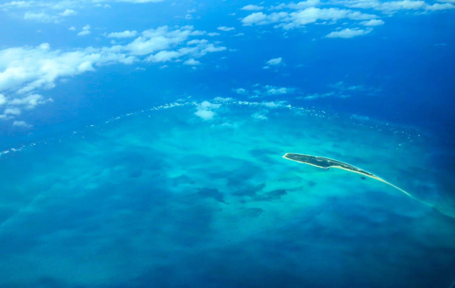 COPYRIGHT HoneyTrek IMG 1967 1