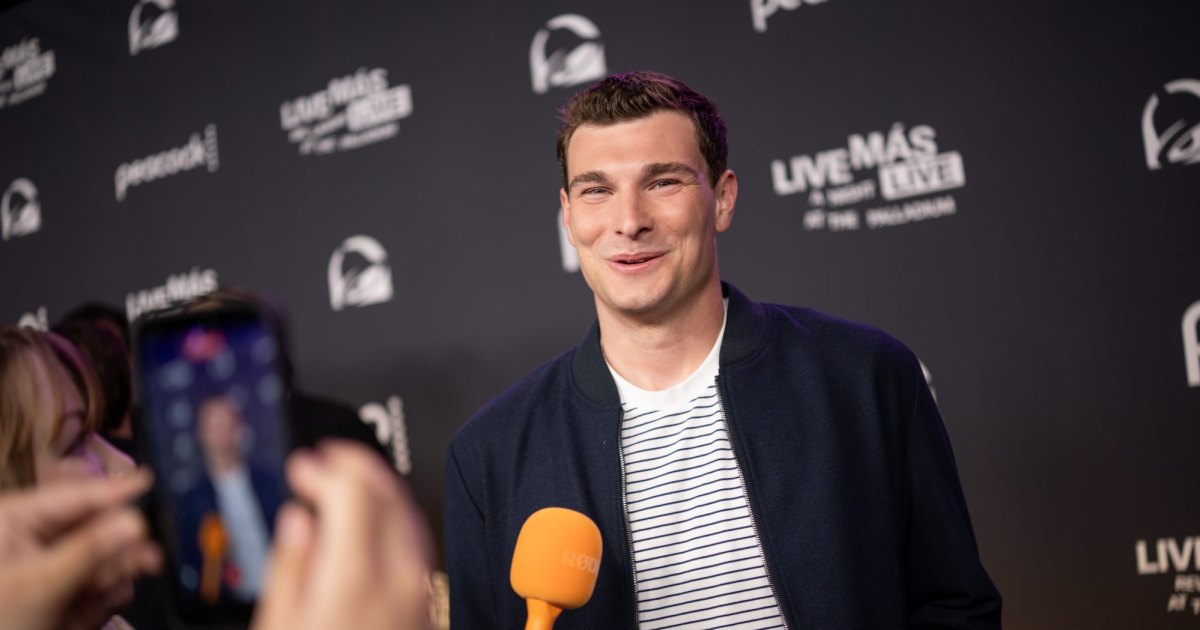 GettyImages 2264683025 Fernando Mendozas LinkedIn Post After No 1 NFL Draft Pick Is Breaking the Int