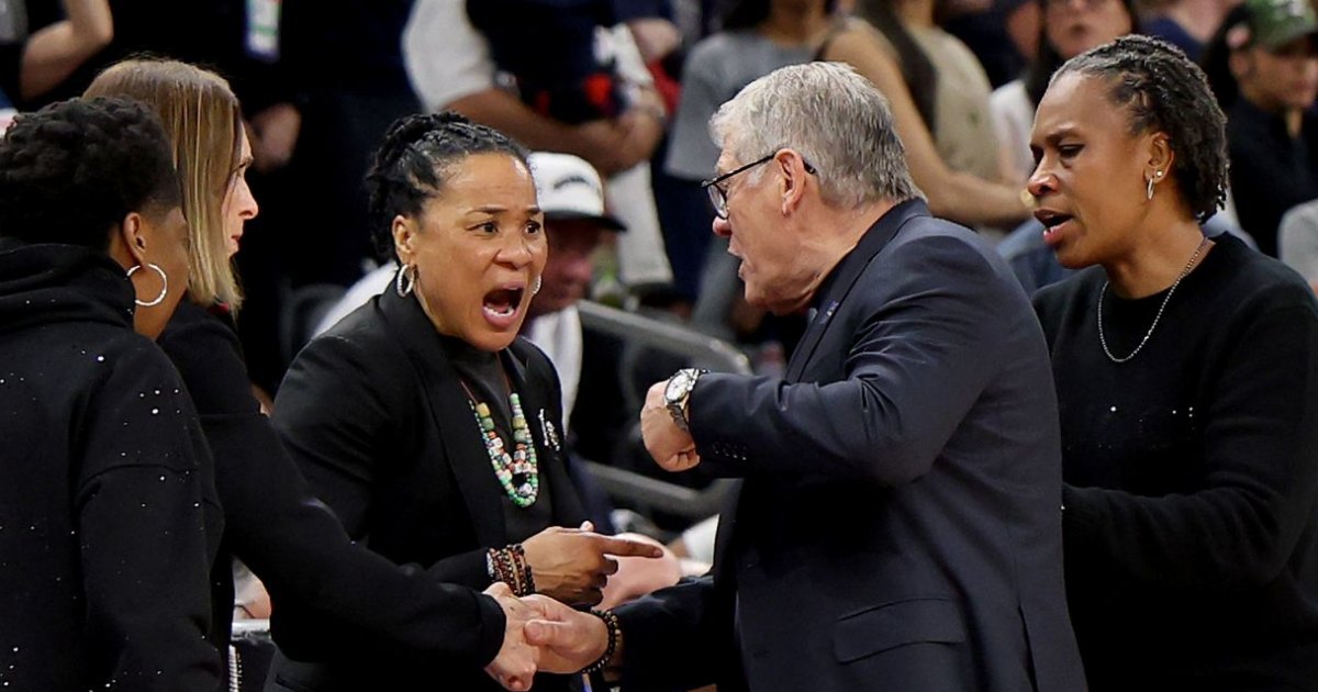 GettyImages 2269724786 Geno and Dawn Staley