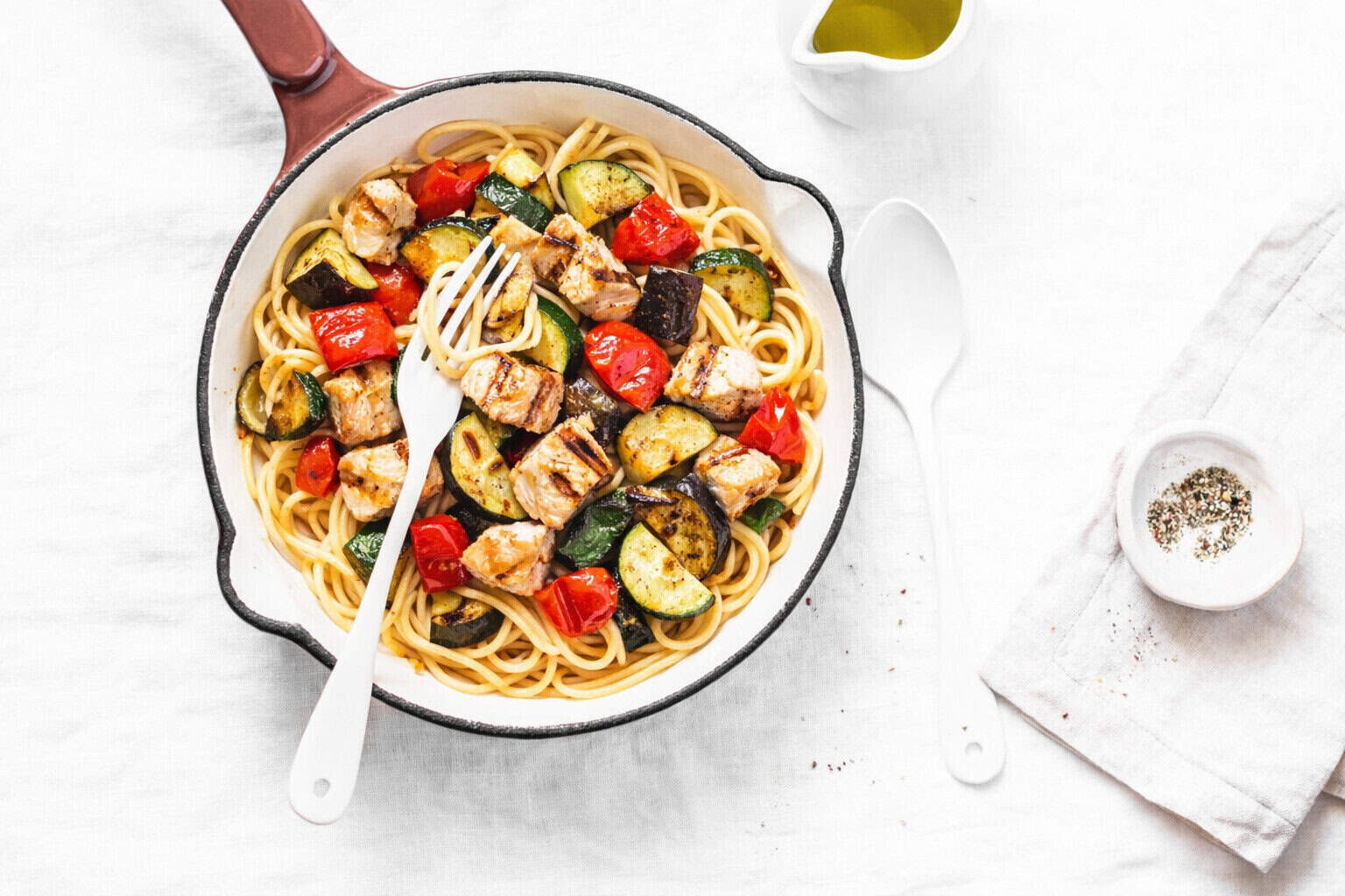 Grilled ratatouille spaghetti with chicken