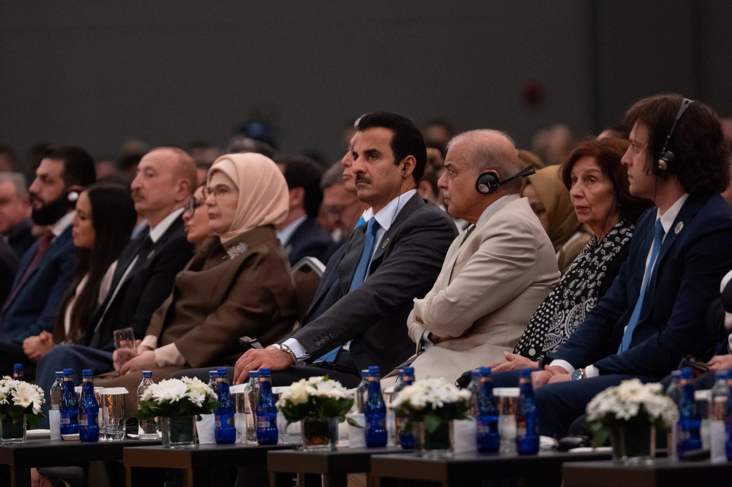 HGIX0YsWsAAcE6D scaled