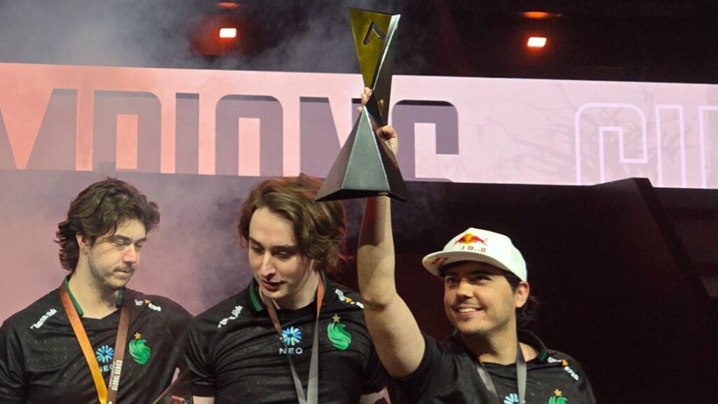 ImperialHal lifting a trophy large