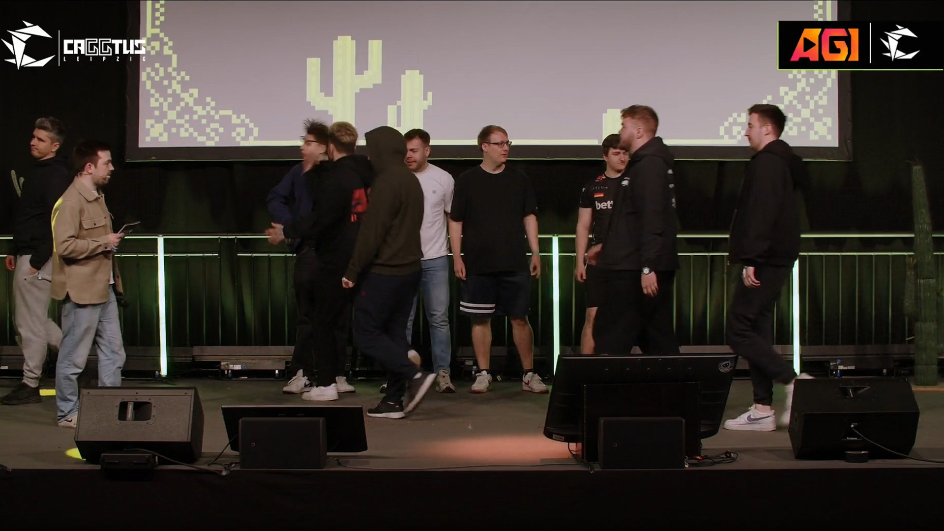 MAUschine Suckerpunch Spidergum CS2