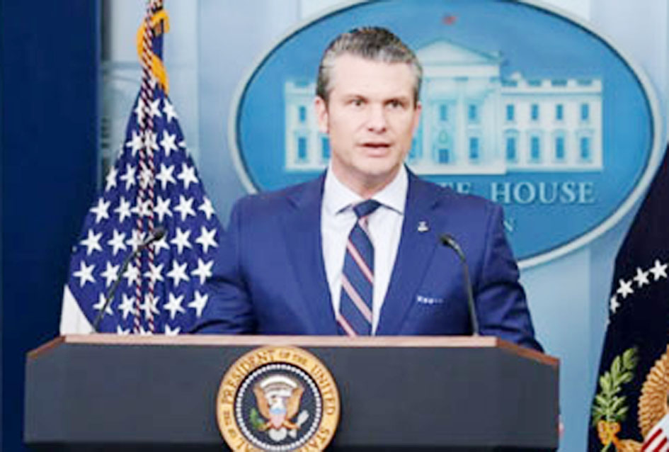 Pentagon Trump Ko Iran Jang Ke