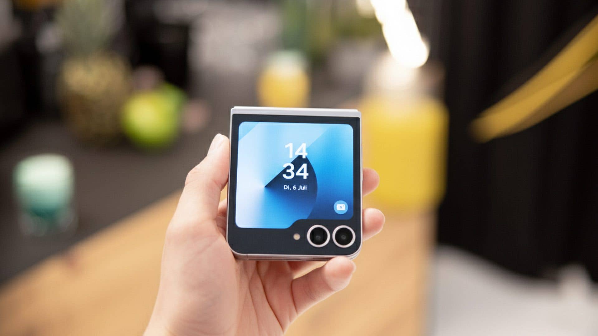 Samsung Galaxy Z Flip 7 FE deal