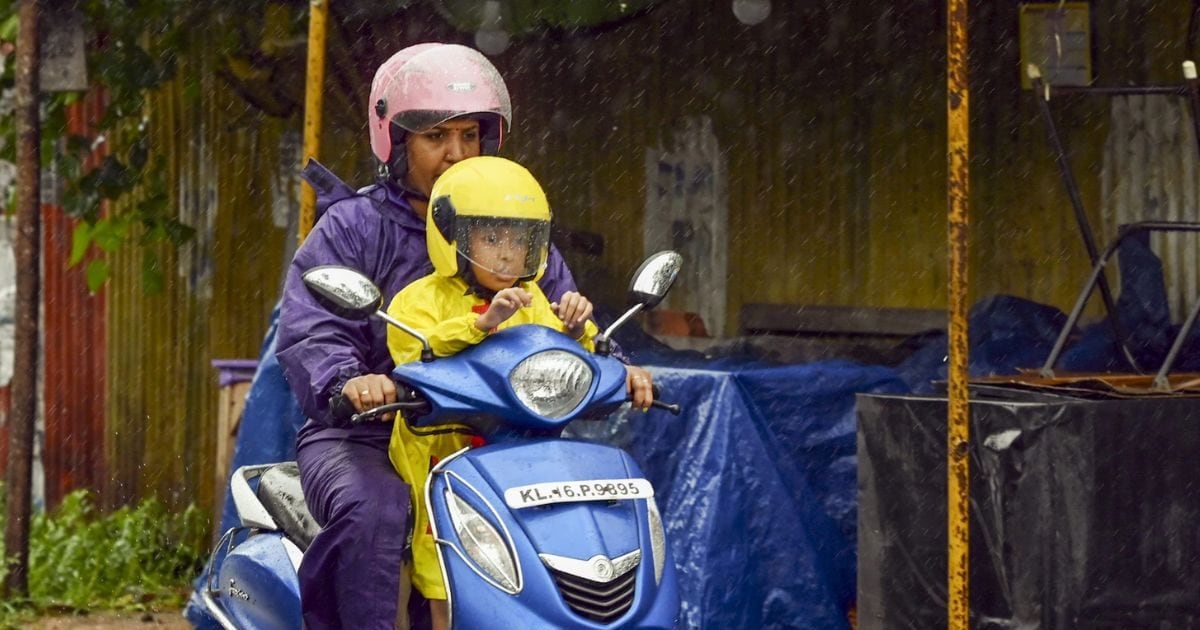 aaj ka mausam live imd alert 70km wind storm thunderstorm amid heatwave delhi ncr up bihar punjab ha