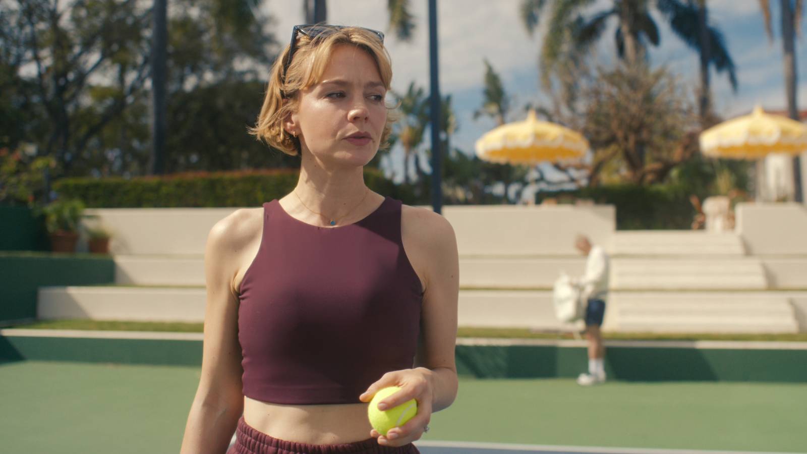 carey mulligan as lindsay crane martin in episode 202 of beef 1