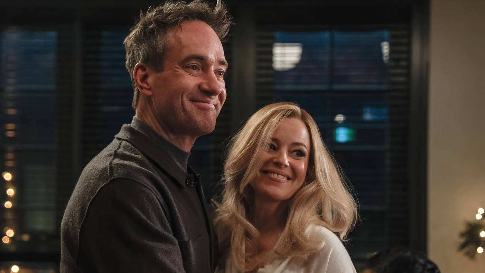 miniature wife set visit